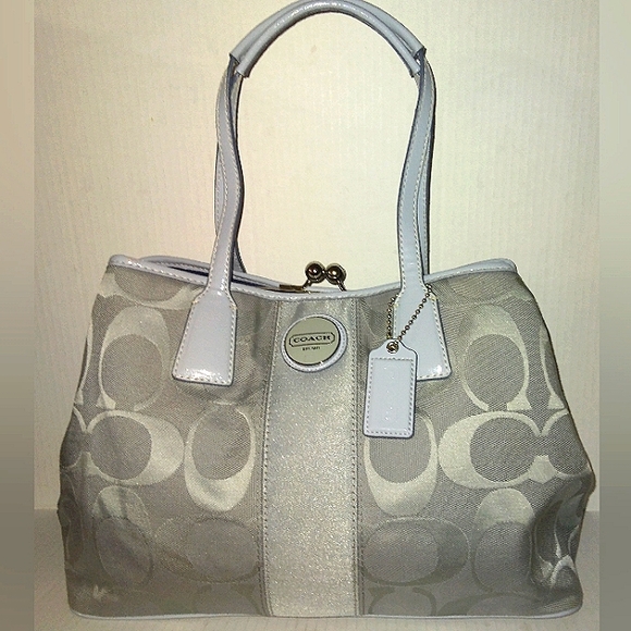 ~Like New~ Stunning COACH Signature Stripe XL Ice Blue Framed Kisslock Satchel~ - Picture 2 of 16